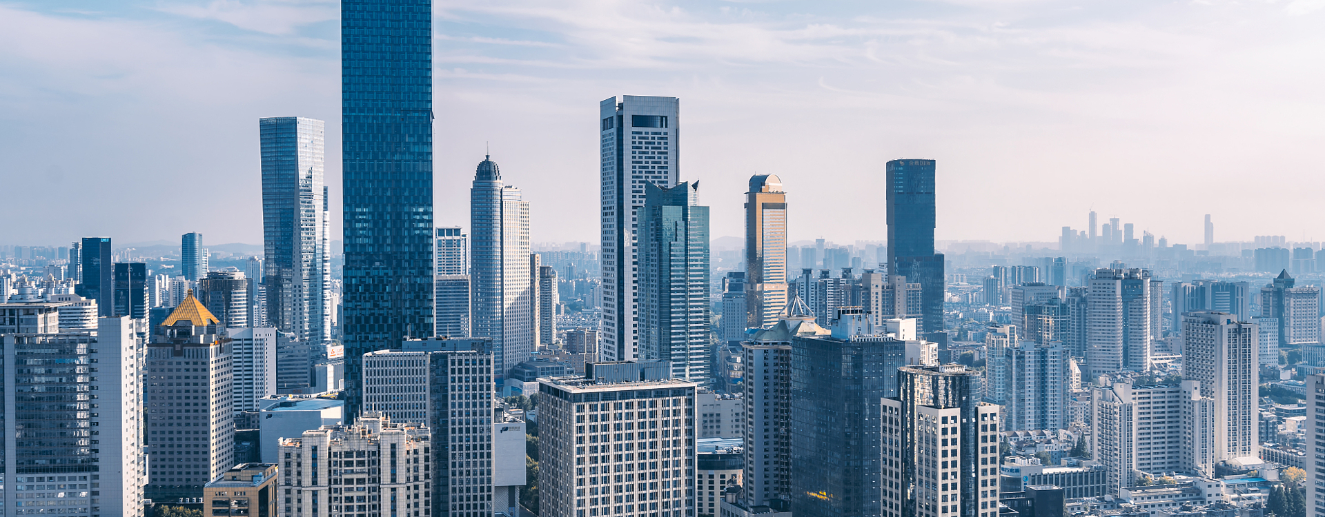 <strong>向客户提供互联网营销的全套解决方案</strong>